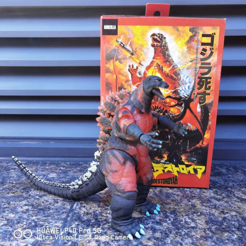 HOT DEALNECA Monster 1995Red Lotus Godzilla Movie Nuclear Energy Jet Edition Movable joint Color Box