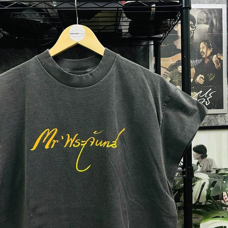 Mr.พระจันทร์ ผู้ใหญ่เสื้อยืดผ้าฝ้าย Unisex สบายระบายอากาศไม่ยับ ความรู้สึกของการออกแบบ เสื้อยืดวง