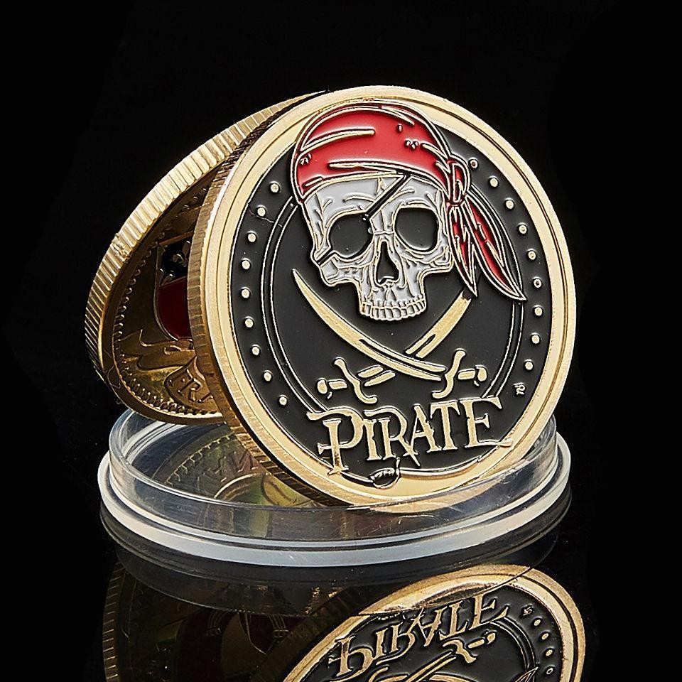 เหรียญ One Piece Pirates of the Caribbean Gold Coins Skull Gold-Plated เหรียญที่ระลึกเรือโจรสลัดเหรี