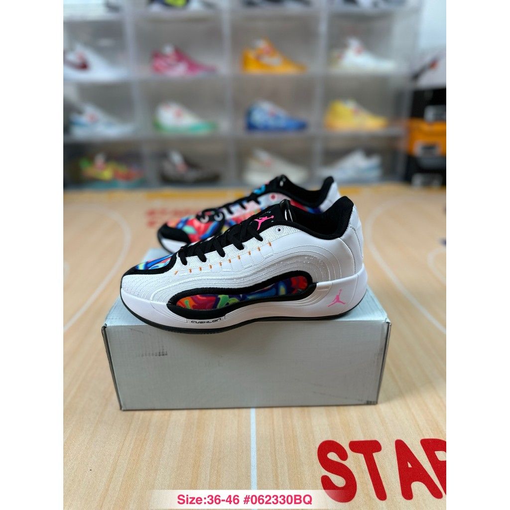 Luka 4 Doncic ลงนามรองเท้าบาสเก็ตบอลหุ้มข้อต่ําดูดซับแรงกระแทกและกันลื่นที่ทันสมัย