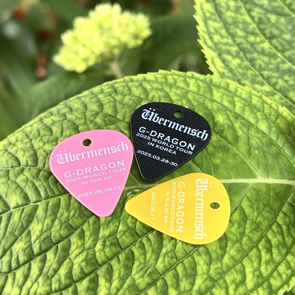 โฮมเมด GD Kwon Ji-Dragon 2025 Global Tour G-Dragon Music Pick Necklace E250804Ff