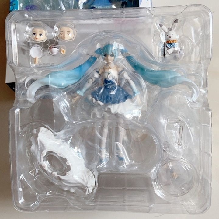 ในประเทศ 2019 Hatsune Figma EX-054 Hatsune 10th Anniversary Snow Hatsune Movable Face Change Figure 