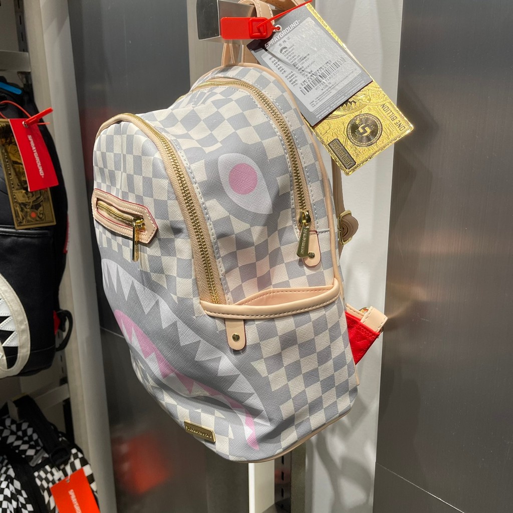 Sprayground Pink White Checkerboard Zipper Street Wear Shark Backpack เคาน์เตอร์ในประเทศ Daigou