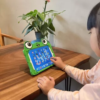 In stockToy Story 5 Lilypad Frog เคสแท็บเล็ต - ฝาครอบป้องกันซิลิโคนสําหรับ Apple iPad, ของขวัญสําหรับเด็กการ์ตูนน่ารัก
