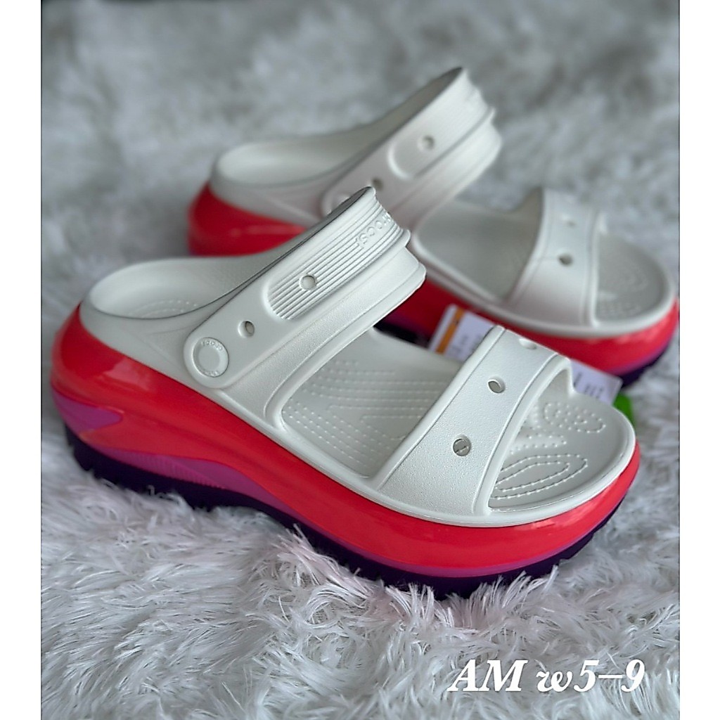 Cr0cs Mega Crush Sandal มี8สี รองเท้าเสินส้นผู้หญิ่ง ใส่สวยรู่ดูดีมาก สินค้ามีครบเบอร์ทุกสีพร้อมส่งในไทย 1-3วันได้รับของ
