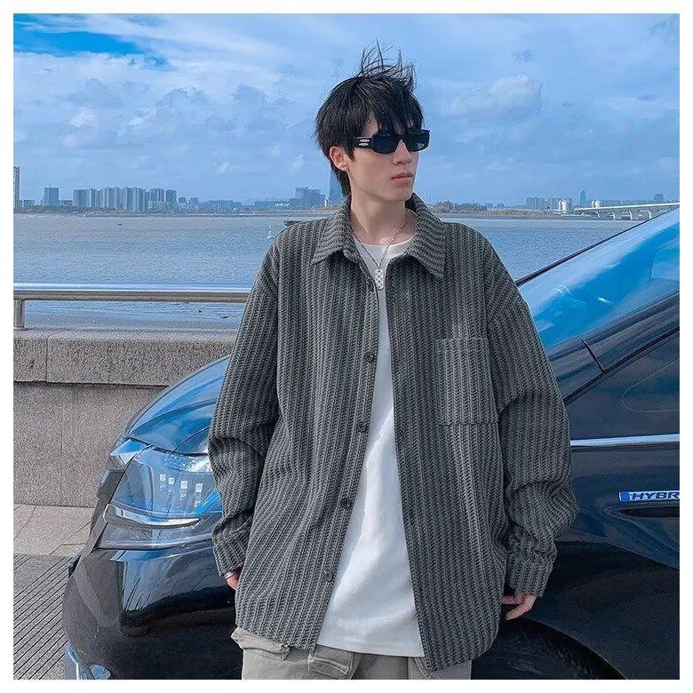 MNO.9 Shirt C52 เสื้อเชิ๊ต Oversize แขนยาว เสื้อเชิ๊ตคอปก หน้าสั้นหลังยาว ผ้าTexture มีกระเป๋าหน้า Clothing Man