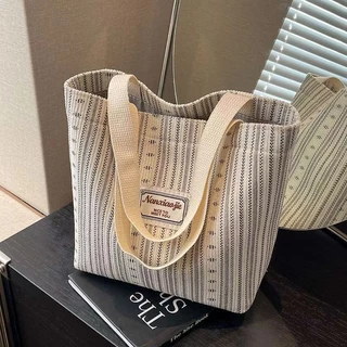 กระเป๋าผ้าแคนวาส กระเป๋าถือ จุของได้เยอะ tote bag รับน้ำหนักได้ดี ดีไซน์น่ารัก ลายหมี กระเป๋าสะพายข้าง