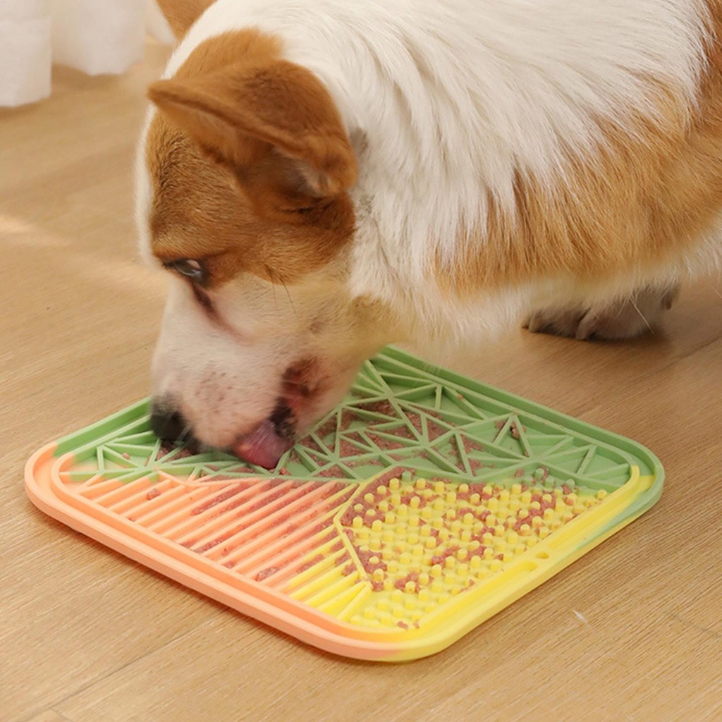Puppy Lick Mat แผ่นเลียซิลิโคนพร้อมถ้วยดูด Puppy Slow Feeder Anti-Choker โยเกิร์ต Meal Mat tongth