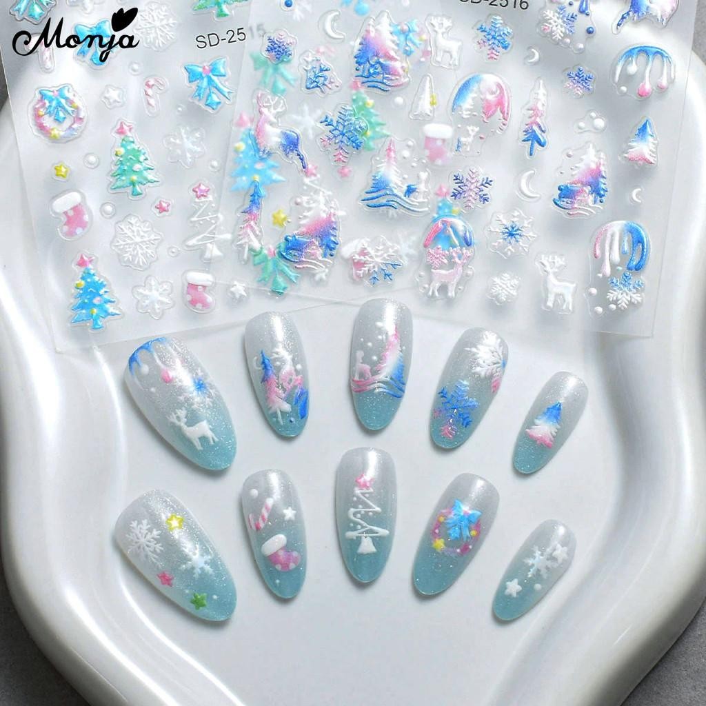 Monja สติกเกอร์เล็บ 5D นูนคริสต์มาส Elk Snowman Snowflake Santa Claus Bell Decals Holographic Slider