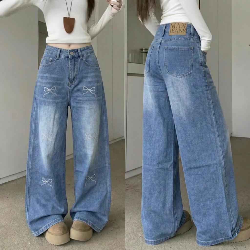 MAX JEANS กางเกงยีนส์ทรงกระบอกกลาง กางเกงยีนส์ทรงกระบอกกลางเอวสูง สียีนส์ ปักโบว์ 68007