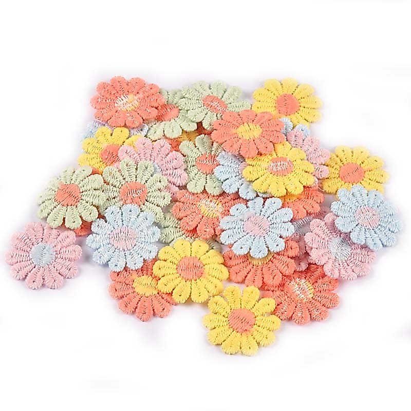 30 ชิ้น/ล็อต 26 มม.Multicolor Daisy ดอกไม้ลูกไม้ Applique เย็บอุปกรณ์เสริม Stick-On เย็บ Guipure แพทช์ Handmade อุปกรณ์ CP3038