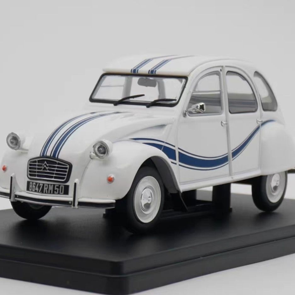 IXO 1/24 Citroen 2CV ฝรั่งเศส Citroen รถโมเดลโลหะคอลเลกชันรถของเล่น