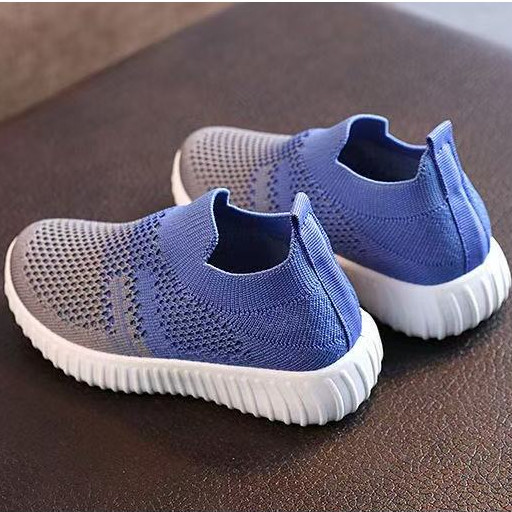 [กรุงเทพฯ จัดส่ง] รองเท้าลำลองสไตล์เกาหลี สำหรับทุกฤดูกาล ไซส์หลากหลาย เหมาะสำหรับทั้งชายและหญิง