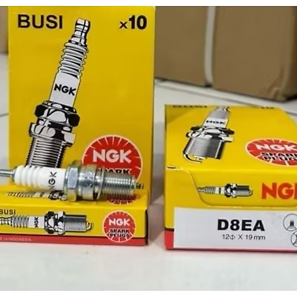 NGK D8EA SPARK PLUG PER BOX CONTENTS (10 ชิ้น)