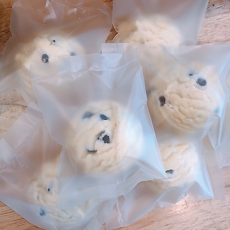 คุกกี้ไอศครีม รสวนิลาช็อคชิพ หอม อร่อย🍨