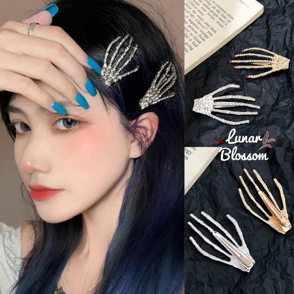 Lunar Blossom 🫰🫰 กิ๊ฟกิ๊บติดผม กิ๊บติดผมรูปมือโครงกระดูก อุปกรณ์ตกแต่งฮาโลวีน มีให้เลือก 3 สี การออกแบบที่เป็นเอกลักษ