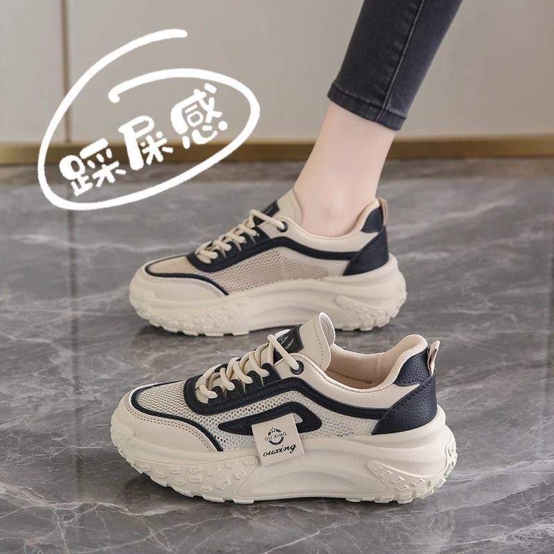 ญี่ปุ่น พ่อ รองเท้าผู้หญิง 2025 ฤดูใบไม้ผลิฤดูร้อนตาข่ายระบายอากาศน้ําหนักเบาสบายก้าวบนอึนักเรียนมัธยมต้นรองเท้าวิ่งรองเท้าทํางานผู