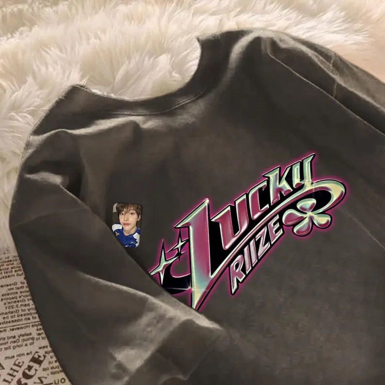 NEW RIIZE 2025 ทัวร์คอนเสิร์ต RIIZE LUCKY ปริมณฑลผ้าฝ้ายแขนสั้นเสื้อยืดผู้ชายและผู้หญิงคู่รักสนับสนุ