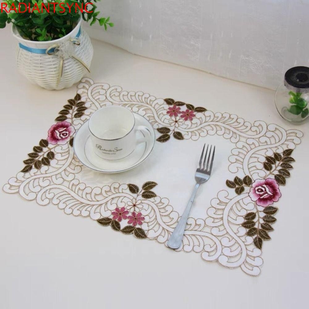 RADIANTSYNC โต๊ะรับประทานอาหาร Place Mat, แผ่นรองจานผ้าลูกไม้ปักทนความร้อนวินเทจ, เครื่องใช้บนโต๊ะอาหารลายดอกไม้กันลื่นกันน้ํากันน้ํามันซักได้