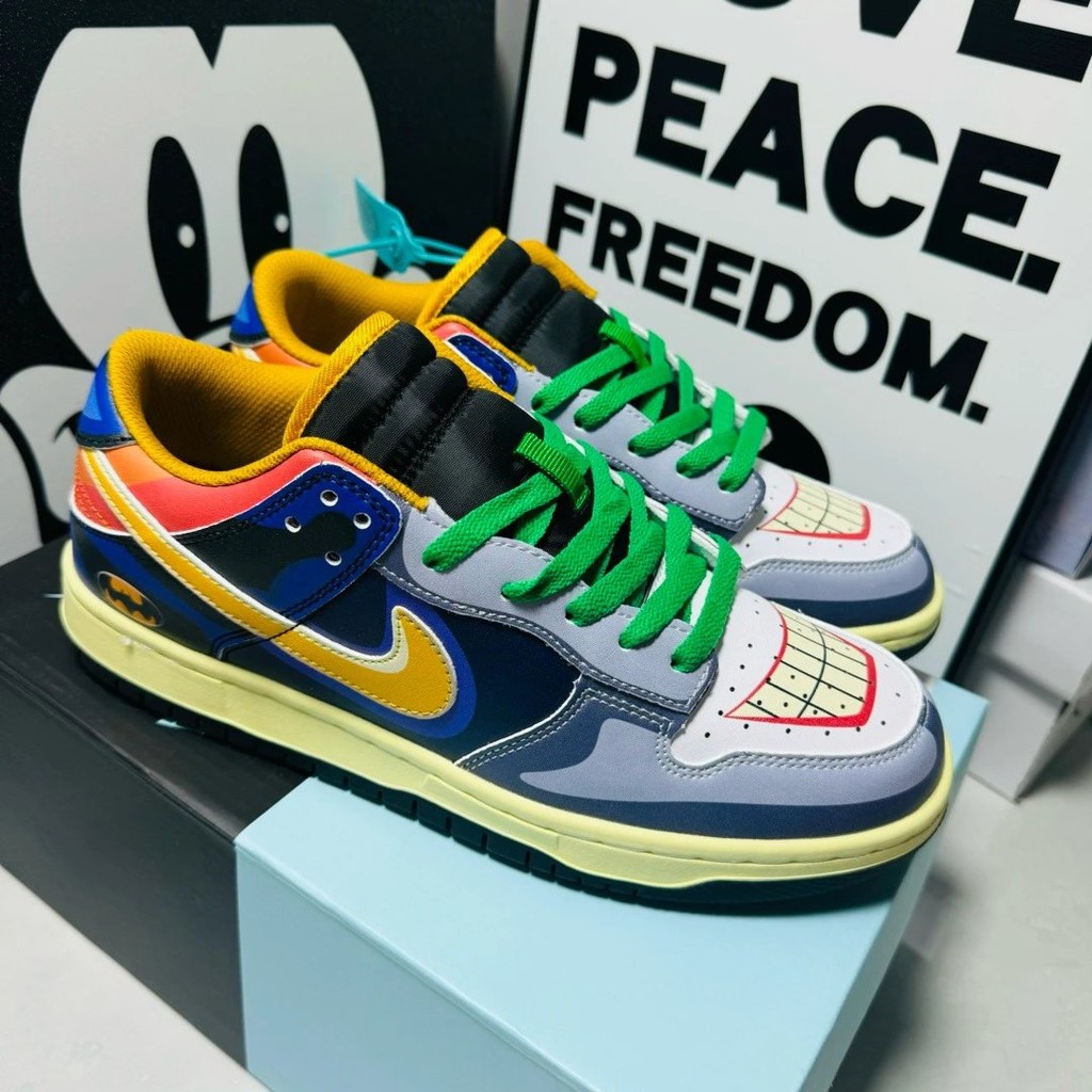 98 จัดส่งฟรี NK Dunk SB Low SB Halloween Code Number 36-44