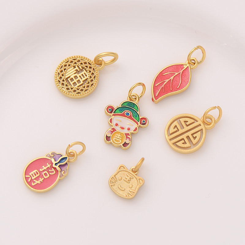 จี้ 18K Fushou สร้อยข้อมือ diy Tiger Head God of Wealth