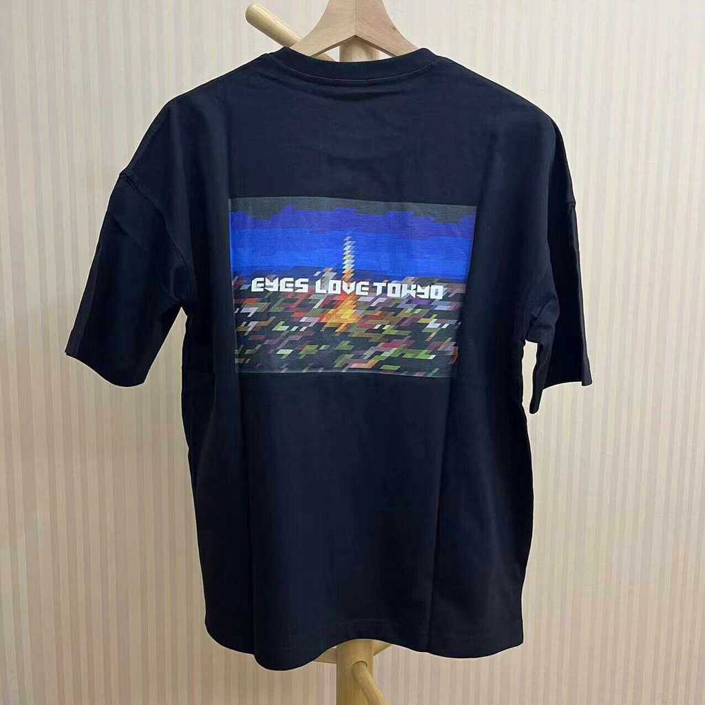 GU Shibuya Tadao Artist Collaboration Tokyo Tower เสื้อยืดแขนสั้น