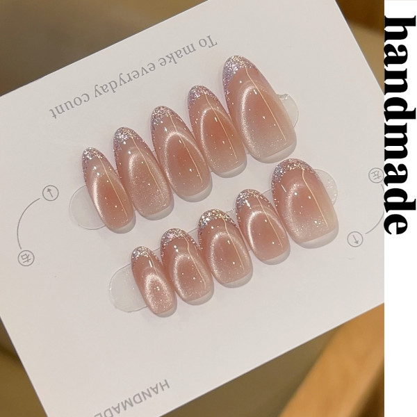 กดบนเล็บแฮนด์เมด [Peach Diamonds] Water Gloss Cats Eye French Fine Flashing Trim handmade Wearing Nails เล็บปลอมสั้น
