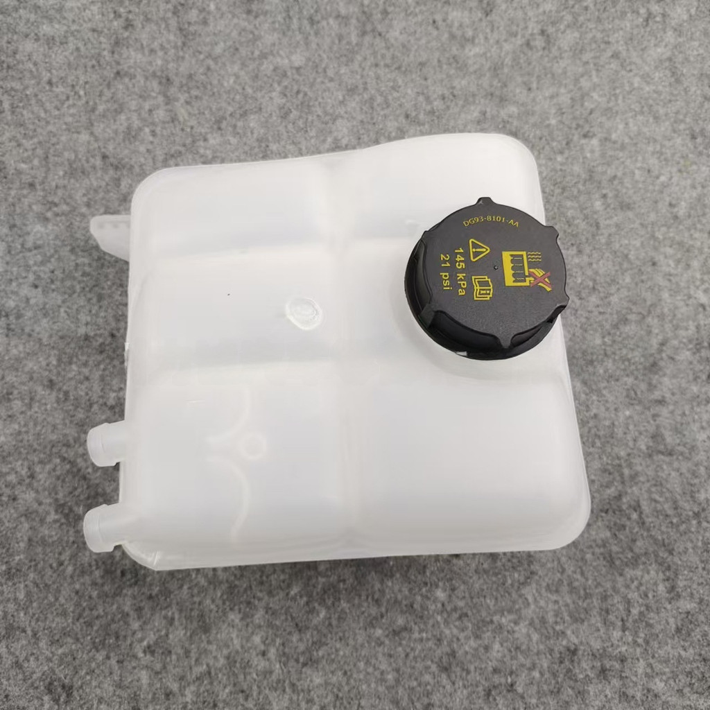 ถังน้ําเสริม Coolant Ford Focus (Mk3) 2012-2018 ขวดน้ําขยาย 8V618K218AE/CV6Z8A080A