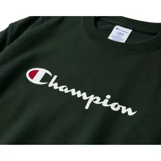 CHAMPION ESSENTIAL CHAMPION PRINT LOGO Men เสื้อยืดแขนสั้น ทรงพอดีตัวผู้ชาย Regular Fit
