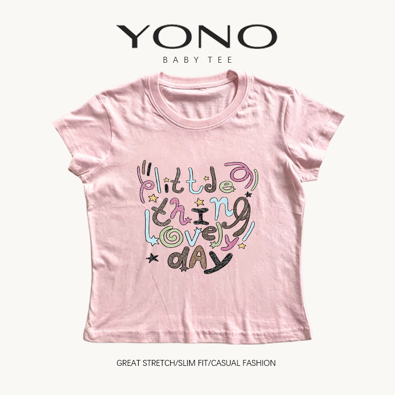 (พร้อมส่ง24ชม.) baby tee สีชมพู ลายตัวอักษรกราฟิกสีสดใส ฟีล y2k น่ารักสดใส ทรงเข้ารูป ใส่ชิค