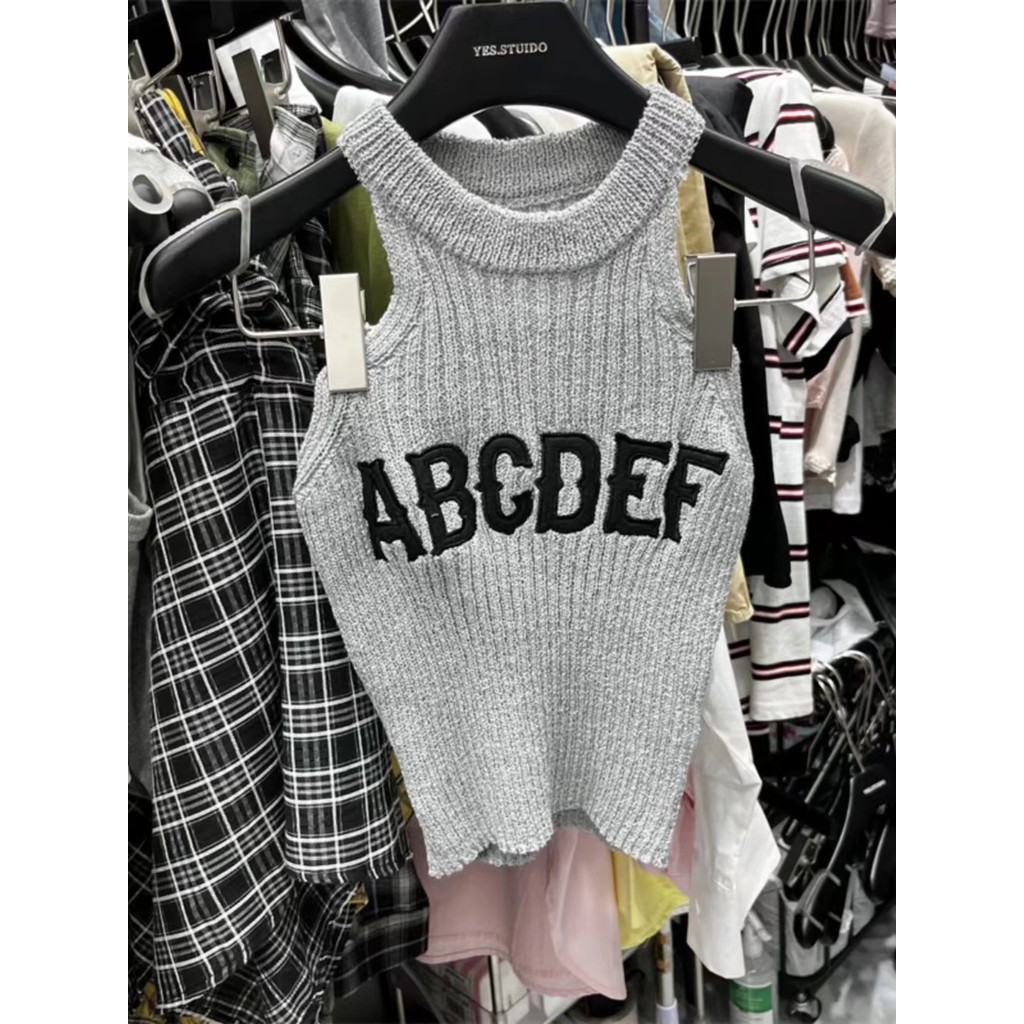 เสื้อถักผู้หญิงสไตล์เกาหลี ฤดูร้อนในเทรนด์ พิมพ์ลายสามมิติก้านคล้องคอ เสริมทรงสวยงาม ODO6