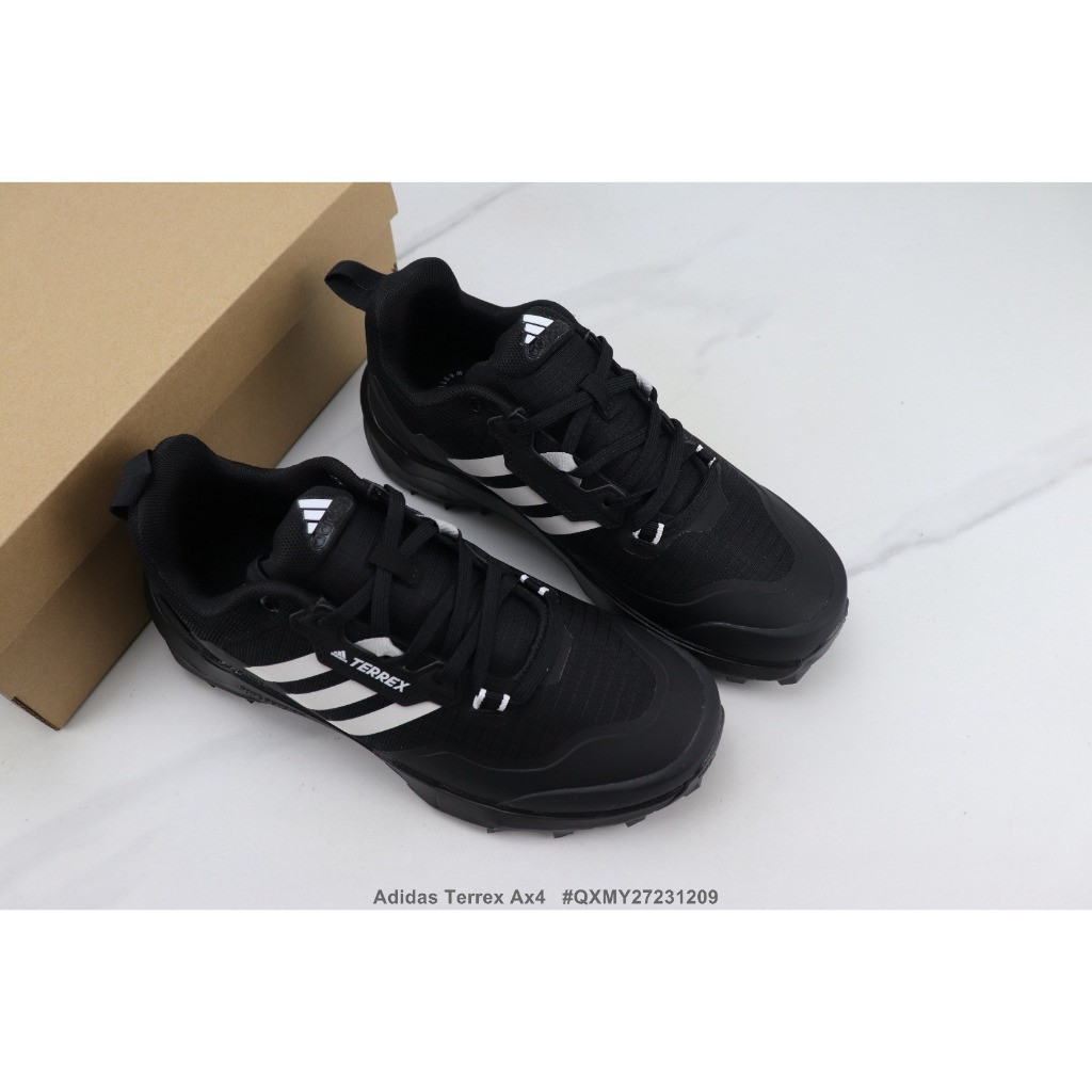 Terrex Ax4 รองเท้าลําลองเดินป่ากลางแจ้งสีดําสีขาว