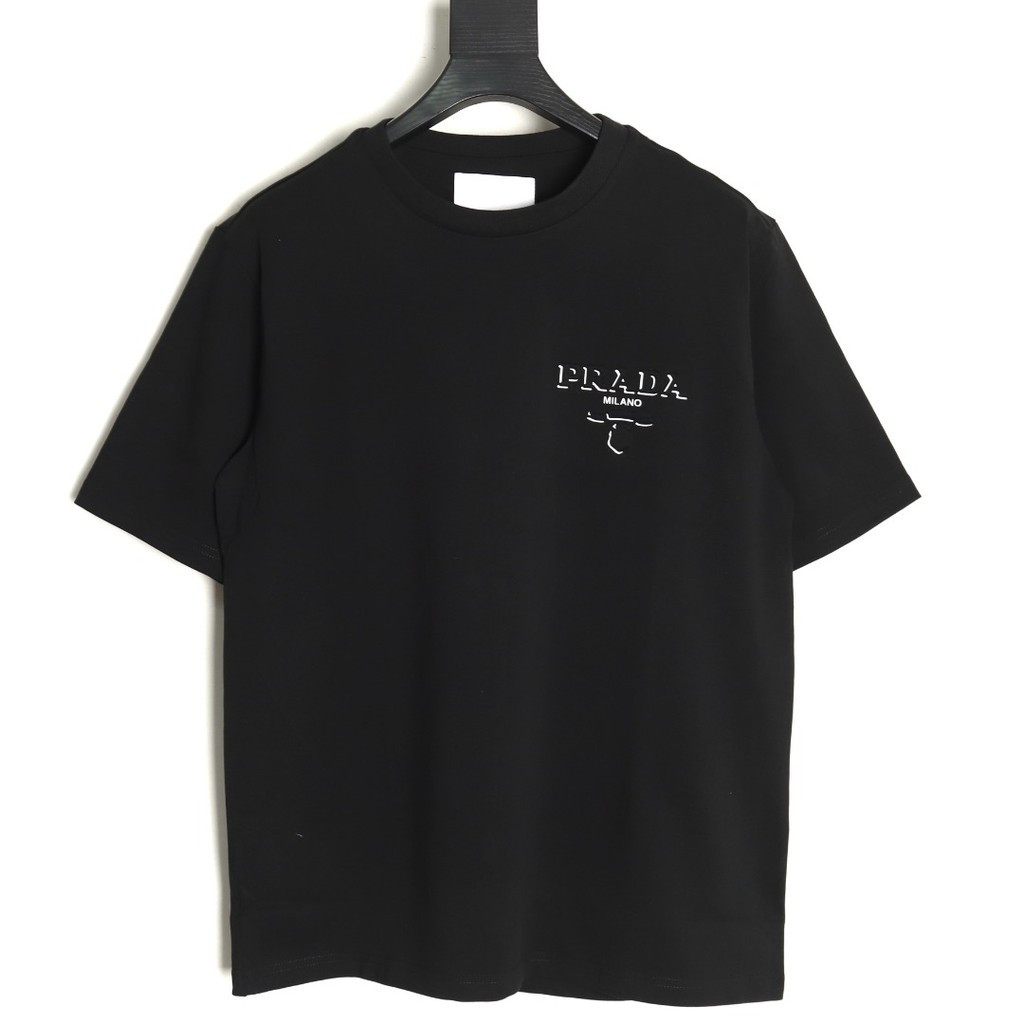 Prada/Prada 2026 คลาสสิกรอบคอแขนสั้นเสื้อยืดผู้ชายผู้หญิงสไตล์ High-End ภายใน Casual เว็บไซต์อย่างเป