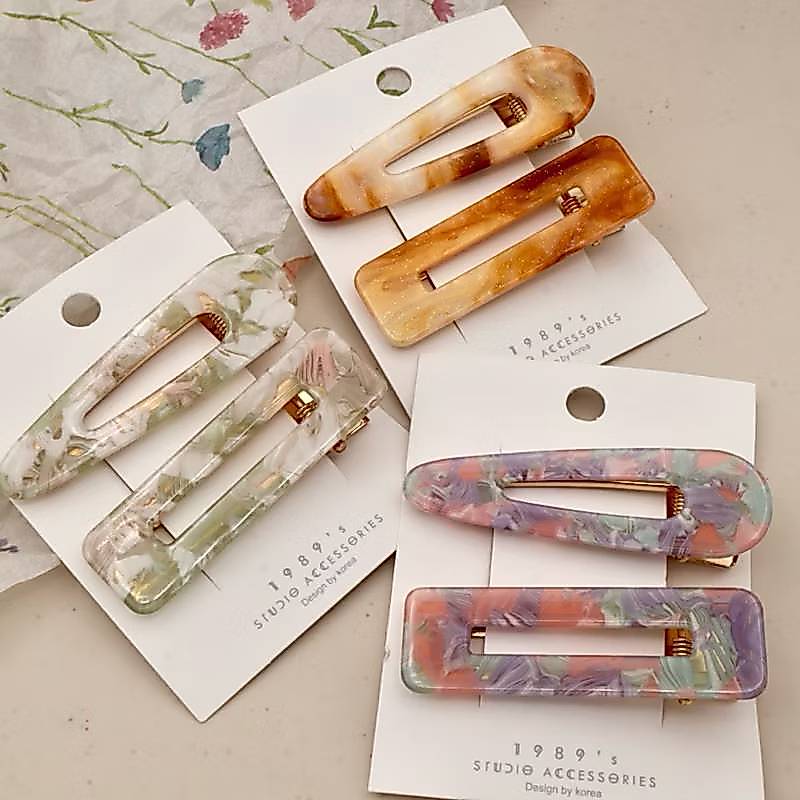 (ของแถม) กิ๊บติดผม คละสี คละลาย น่ารักๆ (สินค้าสมนาคุณงดจำหน่าย)