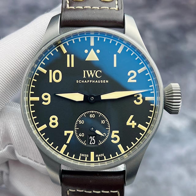 IWC IWC Pilot Series IW510301ไทเทเนียมสีดําหน้าปัดส่องสว่างตัวชี้ขนาดคู่มือการจัดเก็บคู่มือเครื่องจั