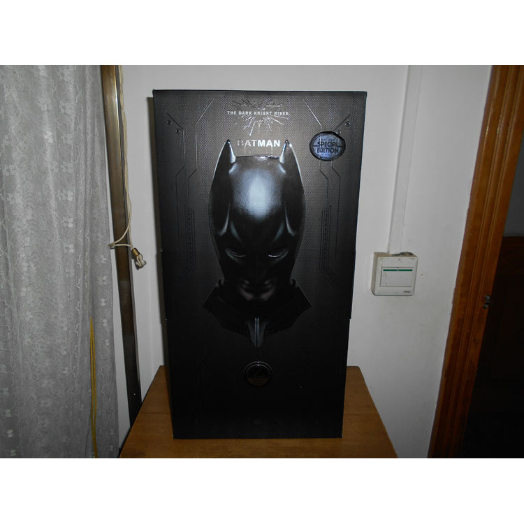 ((คลังสินค้าพร้อมมือที่สอง) HotToys HT QS001 1/4 Batman 3 Big Bat VIP Version