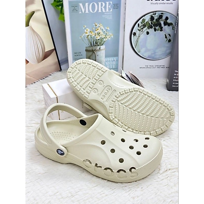 crocs​ classic​ clog รุ่นตัวหนังสือ​ พื้น​1.5