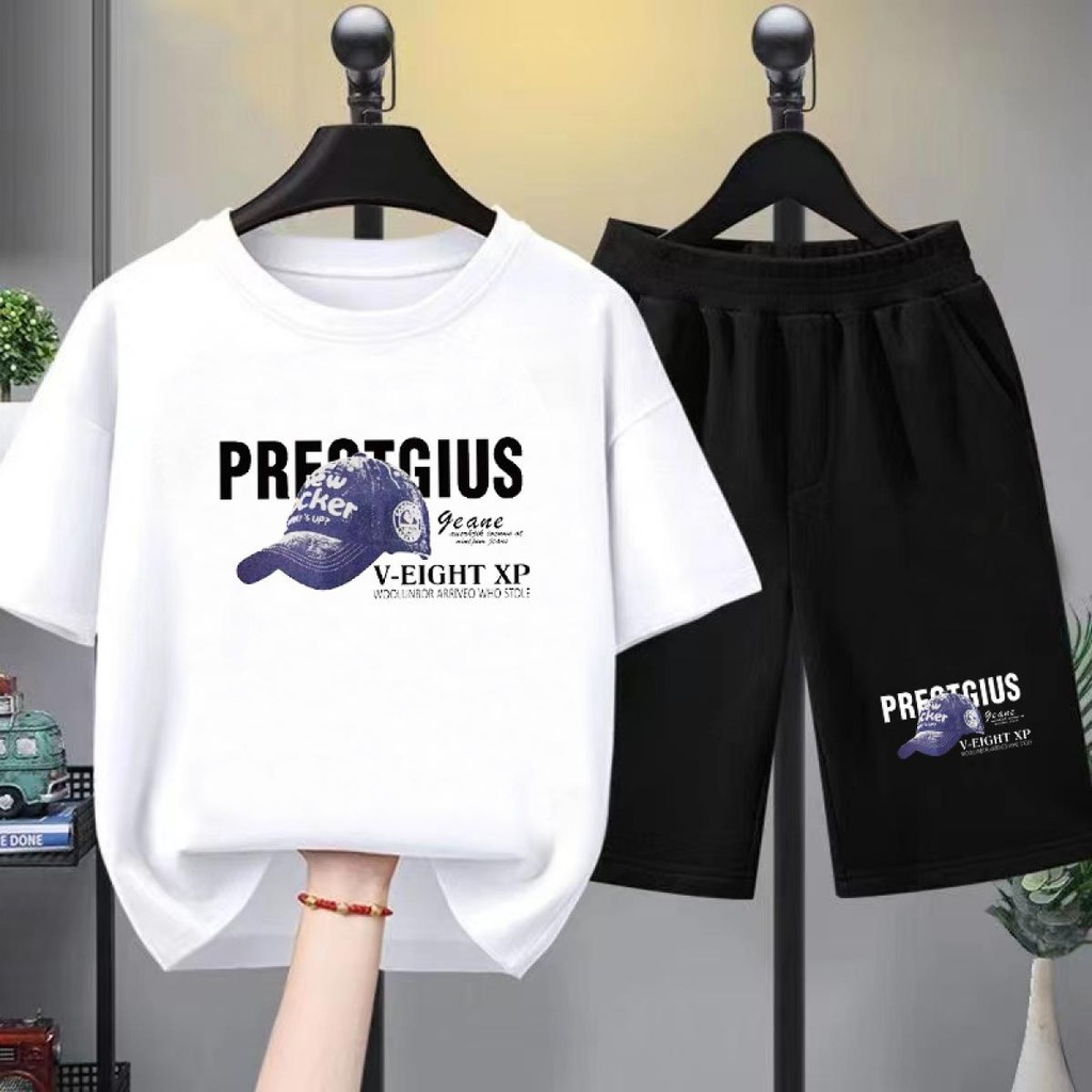 【จัดส่งจากประเทศไทย】เซ็ตชุดเด็ก เสื้อ+กางเกง ชุดสองชิ้นเสื้อยืดแขนสั้นเด็กผู้ชาย วัสดุผ้าฝ้าย ชุดฤดูร้อน เหมาะสำหรับเด็ก