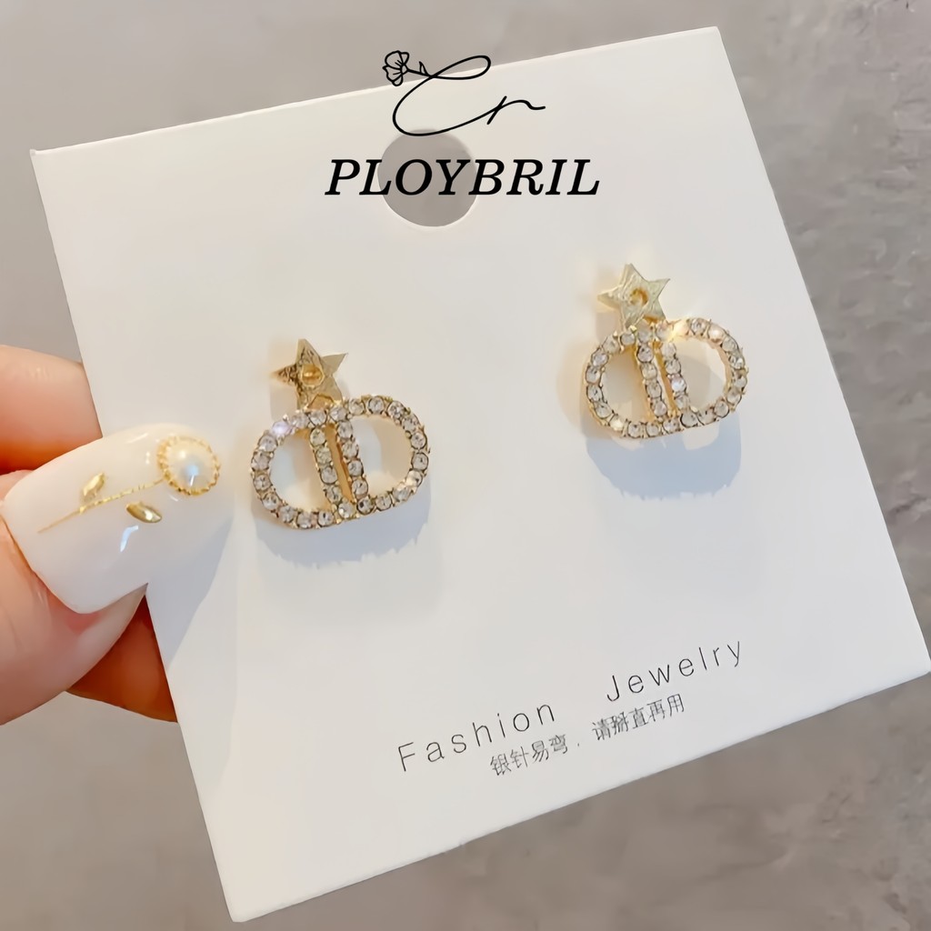 PLOYBRIL ต่างหูเครื่องประดับหู เรียบง่าย สไตล์สั้น ดีไซน์เก๋ไก๋ สำหรับผู้หญิง พร้อมแฉก ตัวอักษร E100