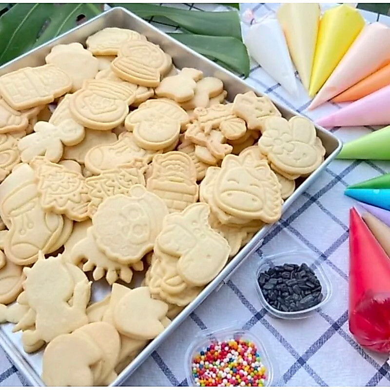 คุกกี้เนยสด แยกชิ้น ไว้แต่งหน้าด้วยรอยัลไอซิ่ง DIY  Cookies​ กินเล่น หรือจะนำไปวาดตกแต่งเพิ่มเติมด้วยไอซิ่งครีมก็อร่อย