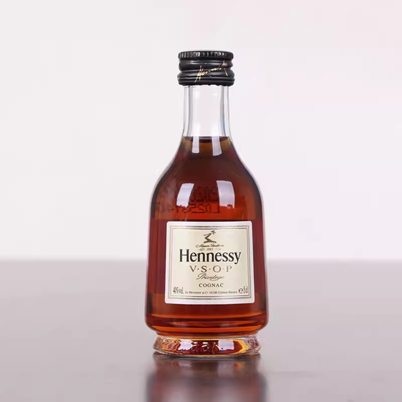 ฝรั่งเศสนําเข้า Hennessy VSOP Chany Brandy Small Edition นําเข้าต่างประเทศ Companion 50ml ขวดแก้วนํา