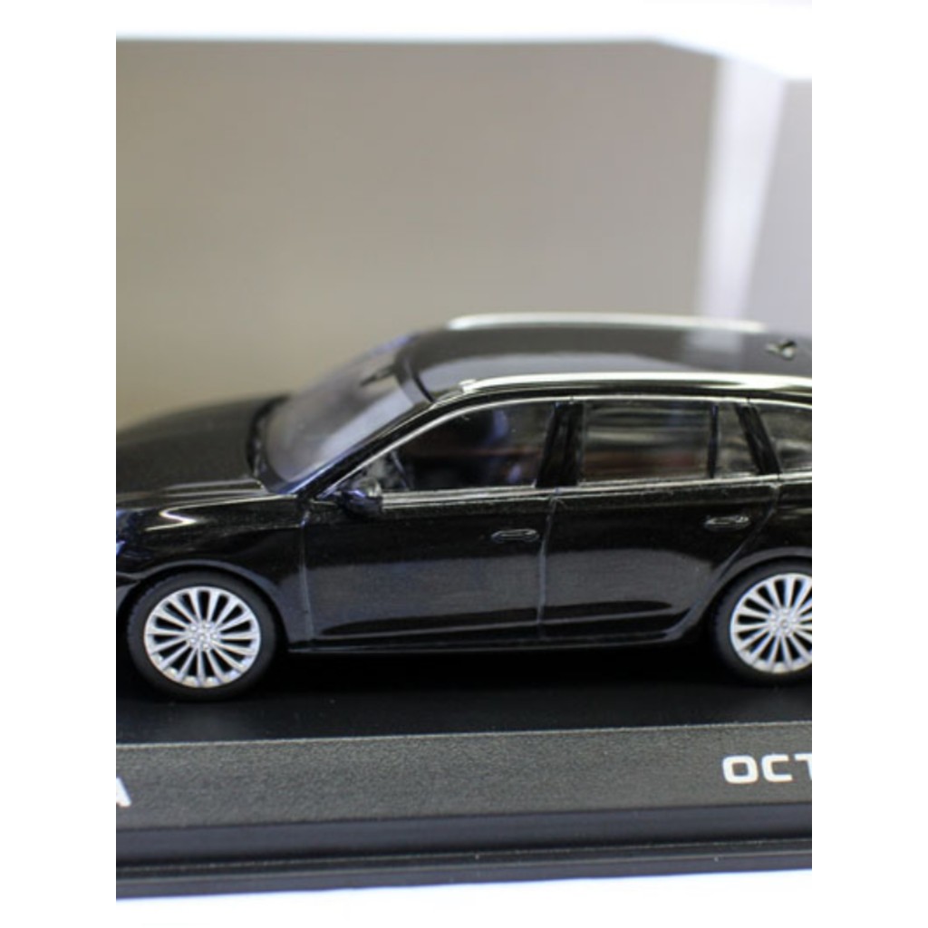 [โมเดลรถ] การค้าต่างประเทศ 1 43 รถโลหะผสม Skoda Octavia Combi A8 Skoda Mingrui โมเดลรถเดินทาง