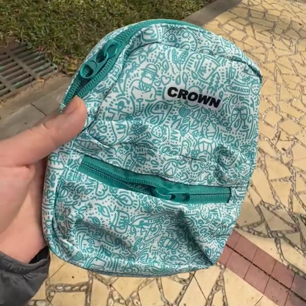 ส่งจากไทย🍑 กระเป๋า JANSPORT ของแท้ 💯อุปกรณ์เสริมกระเป๋าเดินทาง รุ่น CROWN สีมิ้นต์น่ารัก 04070