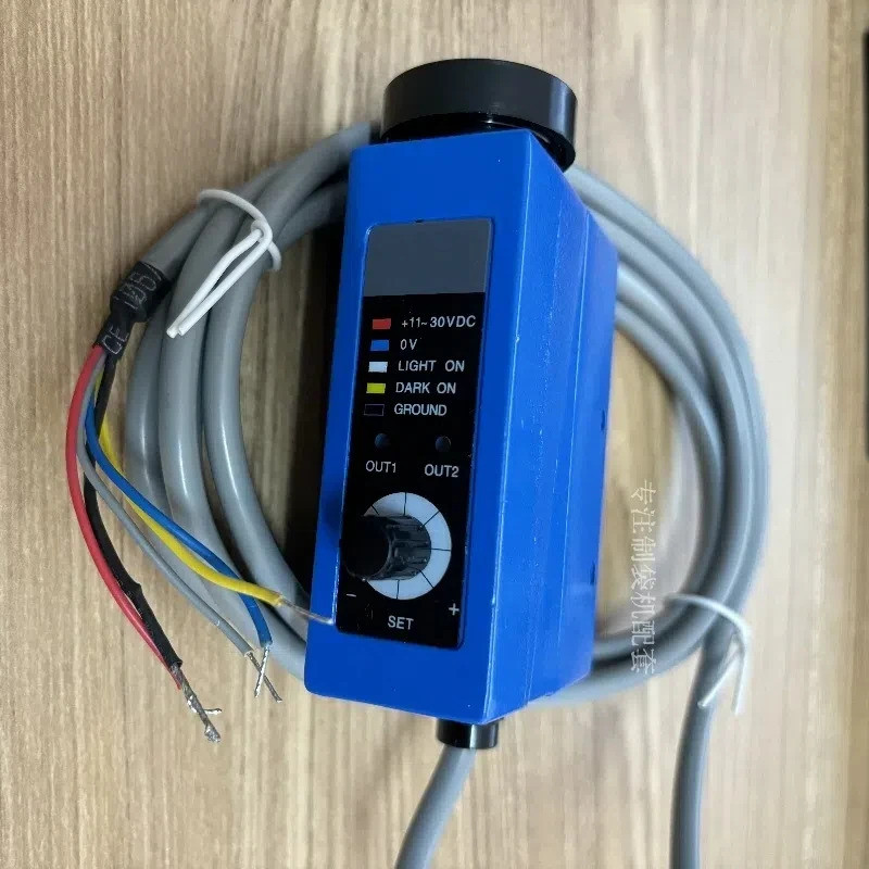 เครื่องทําถุง การแก้ไขการถ่ายเทอัตโนมัติ ตาไฟฟ้า สบ-511 เส้นเซ็นเซอร์เครื่องหมายสีและดวงตาตาแมวสีด้า