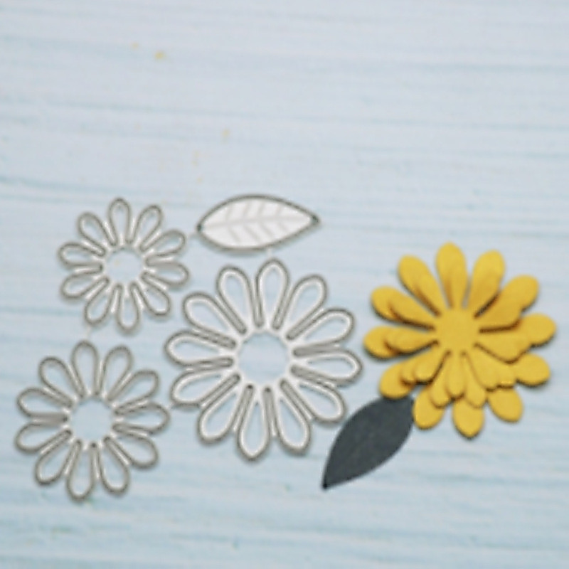 ชุดดอกเบญจมาศ DIY แกะสลักแม ่ พิมพ ์ ดอกไม ้ Leaf กระดาษหัตถกรรมลายนูนโลหะแม ่ พิมพ ์ เหล ็ กคาร ์ บอนสามชิ ้ นกลีบ