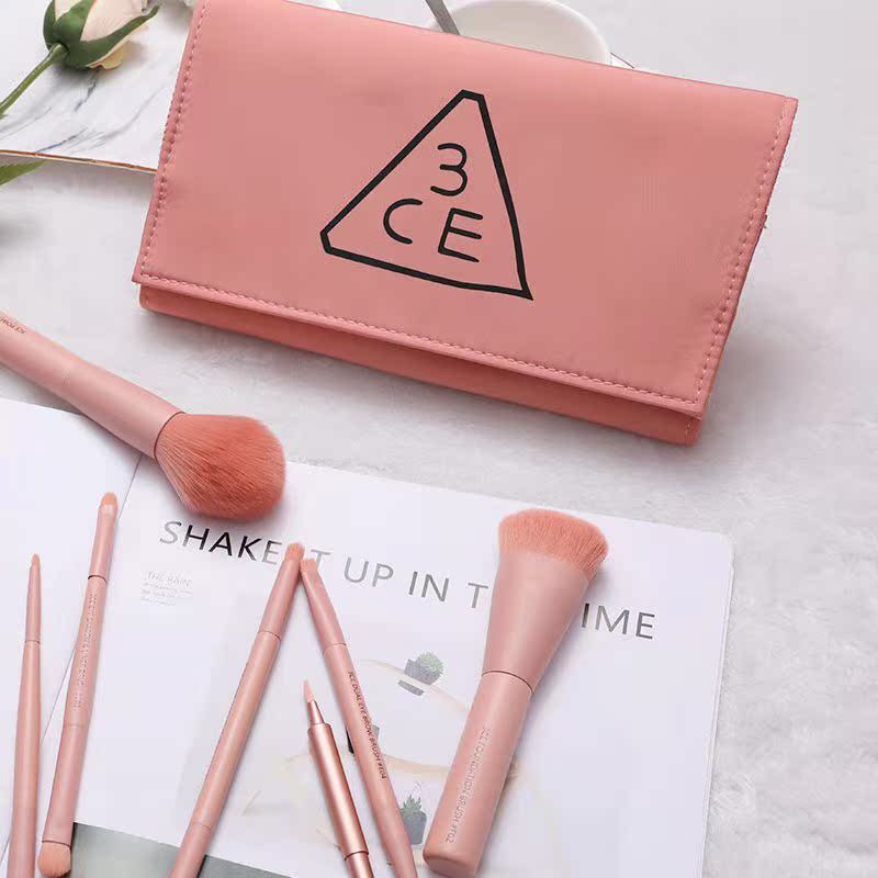 พร้อมสต็อก Cherry Blossom Pink 3C E แปรงแต่งหน้า 7 ชิ้นชุดขนนุ่มครบชุดแปรง Cherry Blossom Powder Blu