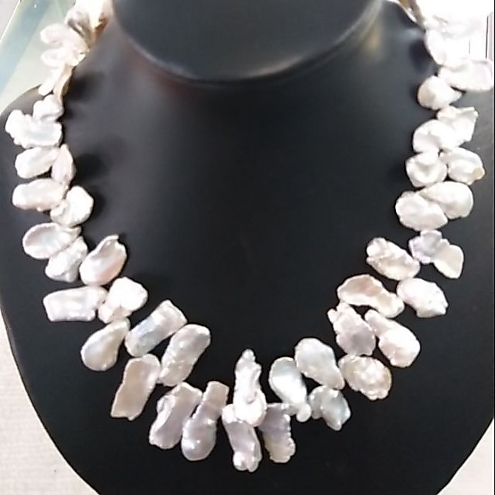 Keshi pearl necklace