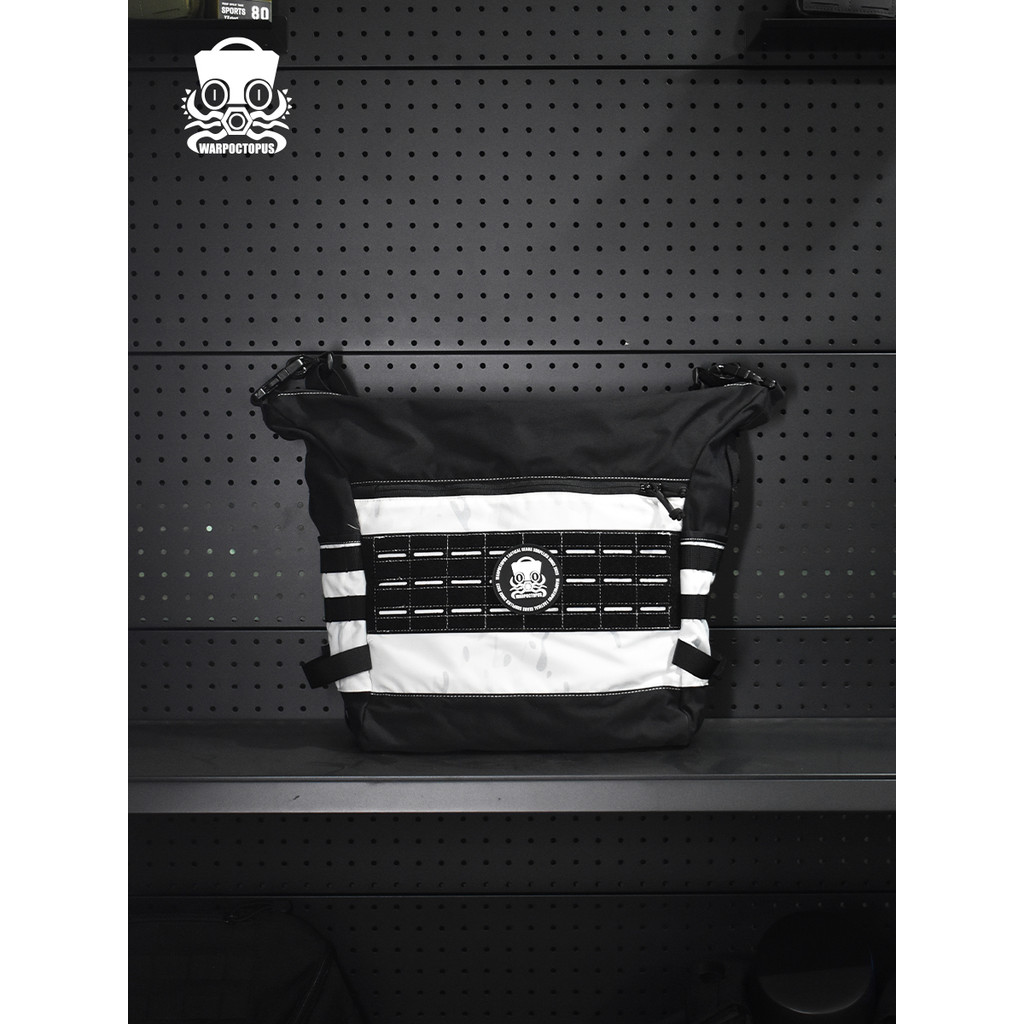 WARP Functional Messenger Bag Mens Shoulder Chest Bag Street Wear 2023 สไตล์ใหม่ 500D Nylon Messenge