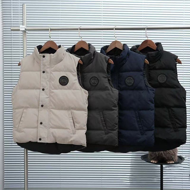 Canada Goose ปักโลโก้บนเสื้อกั๊กหนังสำหรับฤดูหนาว ให้อบอุ่นและดูมีสไตล์