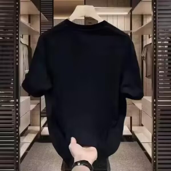 Influencer 23 เสื้อยืด Street Wear20252024ปีหลวม CODins ฤดูร้อนอินเทรนด์ผู้ชายพิมพ์สไตล์ใหม่ Simple 